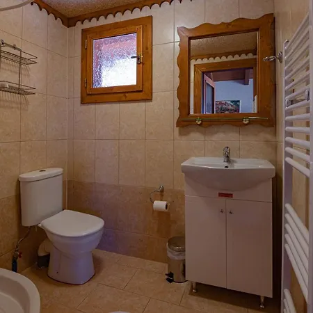 4epoxesxenonas Bed & Breakfast *