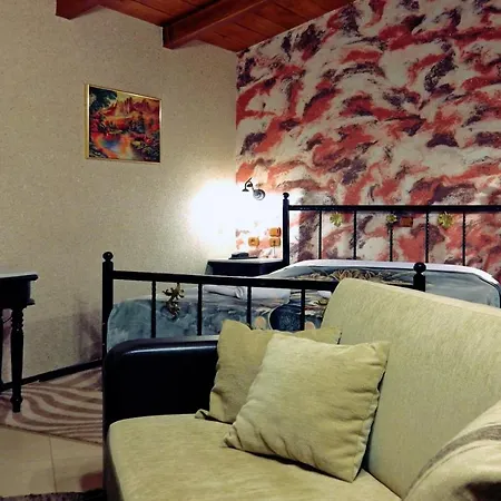 4epoxesxenonas Bed & Breakfast *
