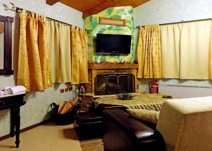 4epoxesxenonas Synikia Mesi Trikalon