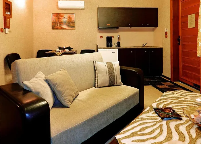 4epoxesxenonas 3* Mészi Szinikía Trikálon